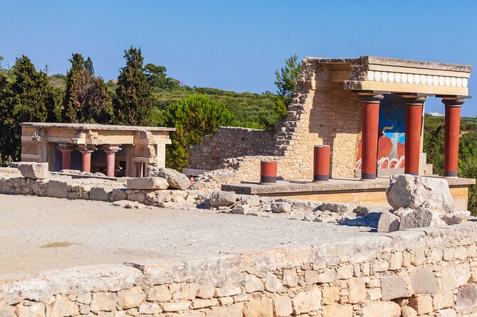 Knossos, Lasithi, Zeus Cave & Olive Mill Farm Combo Tour - The Cave of Zeus is beautiful but physically demanding