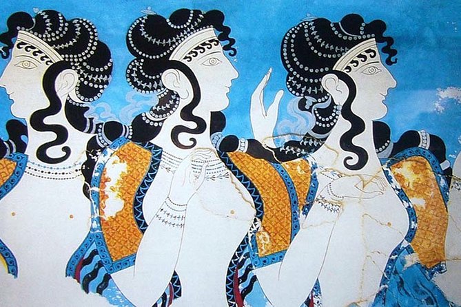 Knossos Palace and Arch. Museum of Heraklion Tour - Language, family fit, and practical limits