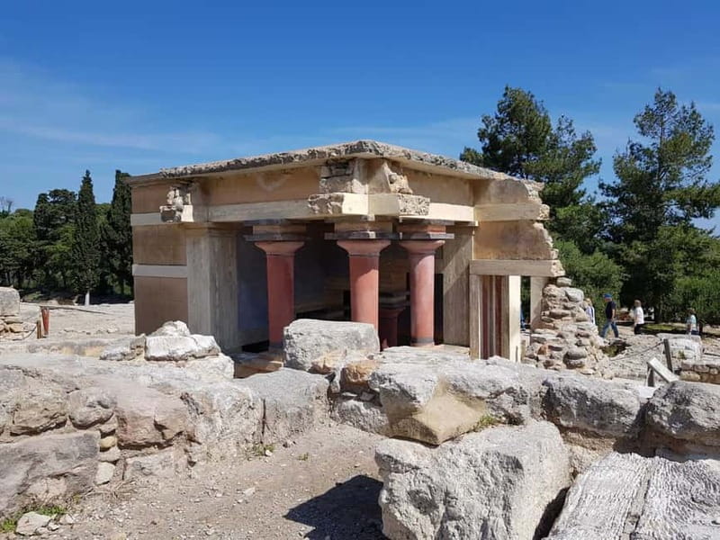 Knossos Palace and Pottery experience. Excursion Safari - Key points to know before booking