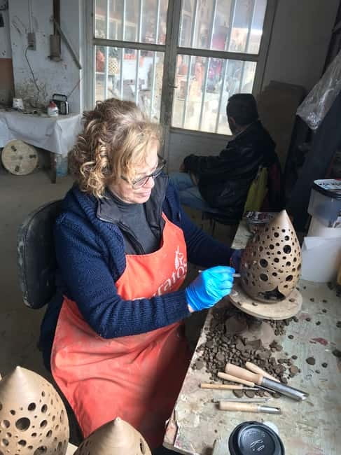 Knossos Palace and Pottery experience. Excursion Safari - Making pottery in the mountain village