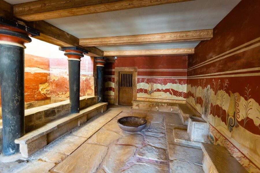 Knossos Palace: E-ticket with Audio and Heraklion City Tour - Why arriving early makes a difference