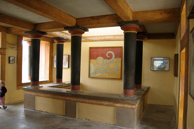 Knossos Palace guided tour - Heraklion City tour + market - Booking details worth keeping in mind