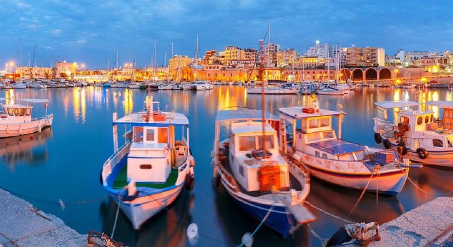 Knossos Palace & Heraklion City Tour From Heraklion - Getting to the palace by air-conditioned bus