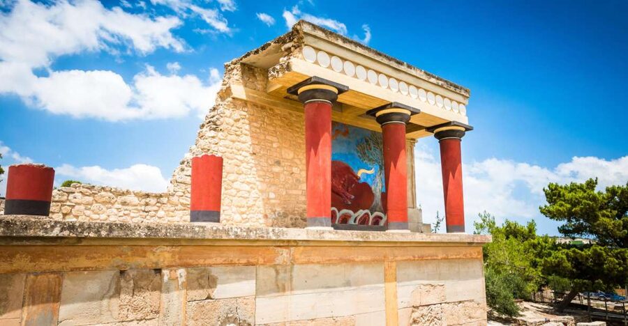 Knossos Palace & Heraklion Full-Day Tour from Rethymno Areas - The ride east from Rethymno