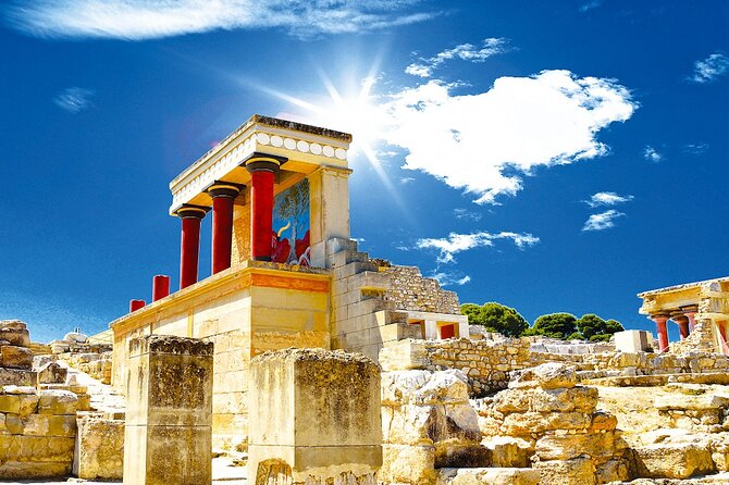 Knossos Palace & Historical Heraklion City Tour, with Old Market - The long road from northern Crete