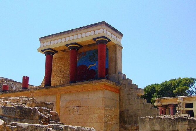 Knossos Palace, Museum & Rethymno city Private Tour from Chania - Knossos Palace and the Minoan world