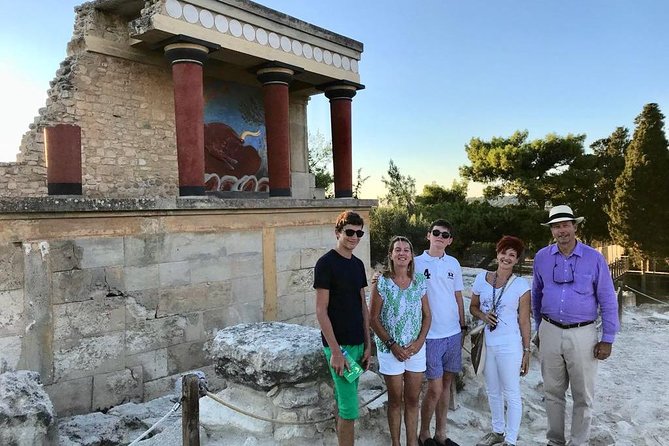 Knossos Private Guide - Unlock the Secrets of the Labyrinth - The palace, the Labyrinth, and the Minotaur