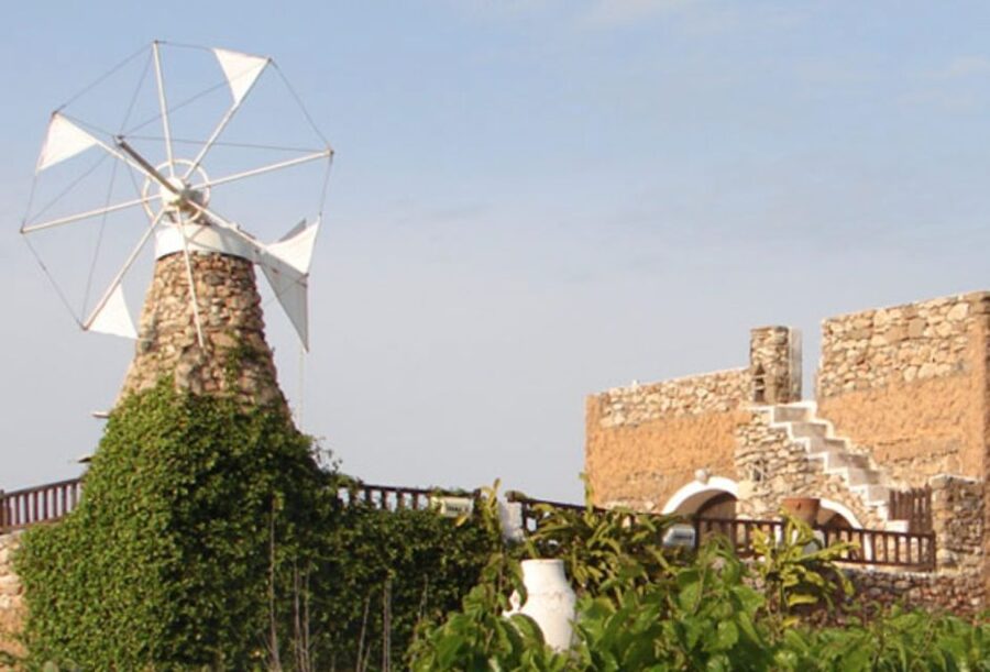 Lychnostatis Open Air Museum: Entry Ticket with Add-Ons - The library and folk artists’ gallery