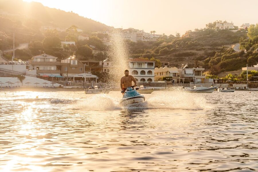 Lygaria Beach: Jet Ski - The 15-minute option versus 30 minutes