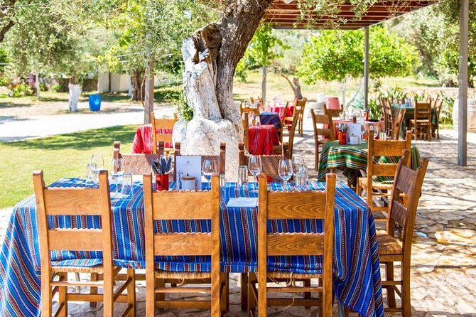 Manousakis Winery Shuttle Service Tour and Taste - Small-group service makes the ride more personal