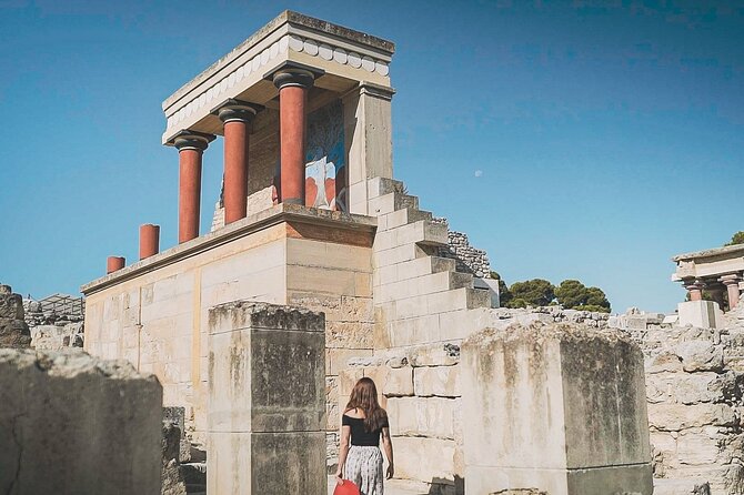 Minoan Crete from 3.000 BC: Knossos Palace & Museum with Wineries from Heraklion - Private transport and the value of the service