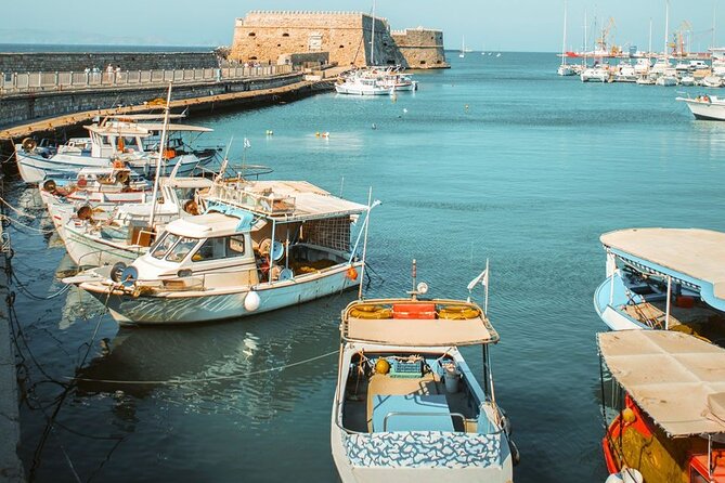 Minoan Crete from 3.000 BC: Knossos Palace & Museum with Wineries from Heraklion - Who should book this private Crete tour