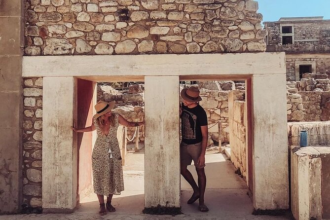 Minoan Crete from 3.000 BC: Knossos Palace & Museum with Wineries from Heraklion - Practical details before you book