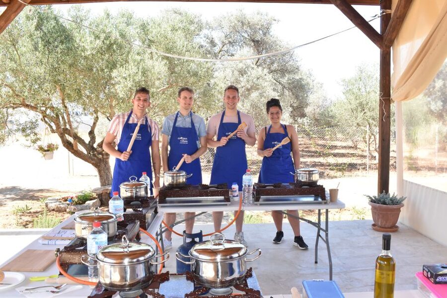 Moires: Cooking Class and Olive Oil Tasting at a Family Farm - Who Will Enjoy This Class Most