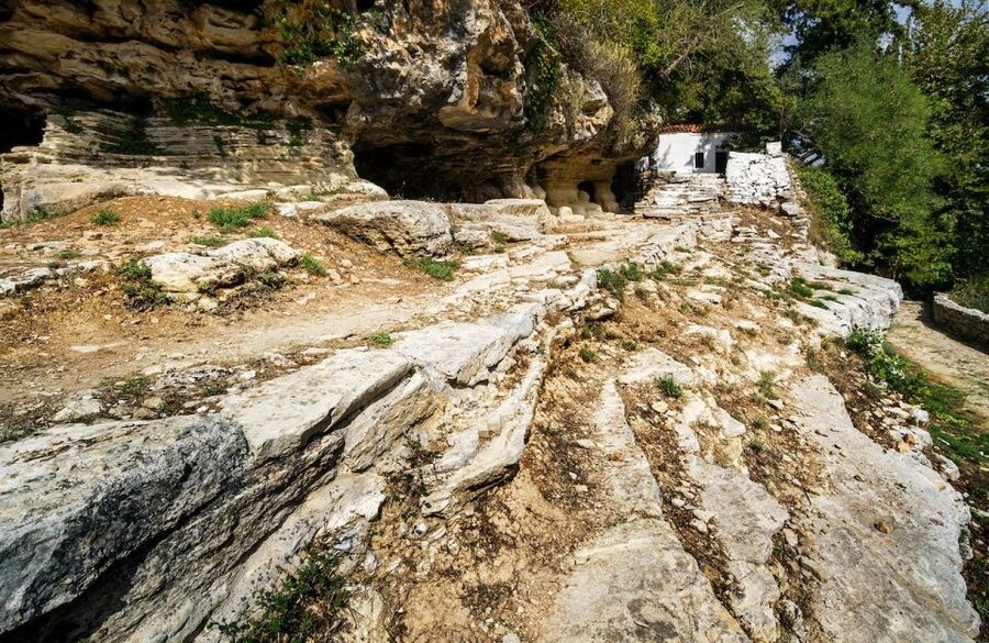 Off-Road: Waterfall, Lake Kournas, Gorges, Preveli Palms - Kourtaliotiko Gorge provides a final photo stop