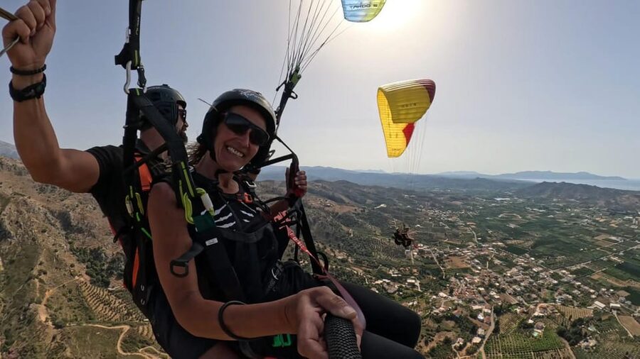 Paragliding in Chania - A motorized start near Chania
