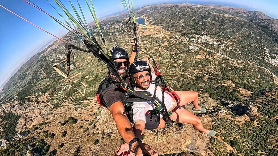 Paragliding in Chania - Paragliding or paratriking?