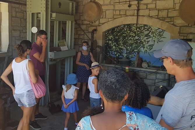 Pottery - Honey & Olive Oil experience - A Cretan day built around things people make