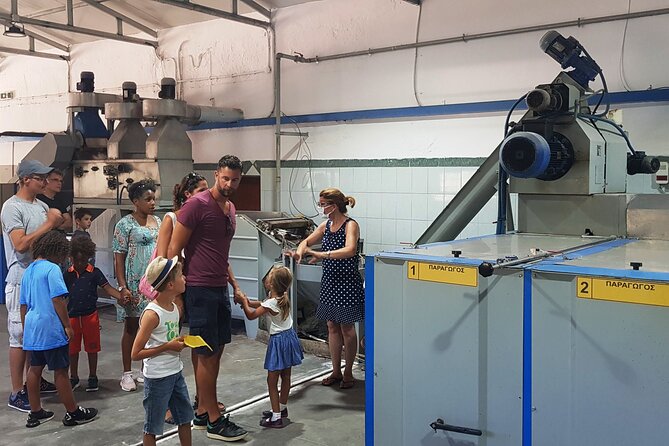 Pottery - Honey & Olive Oil experience - Making pottery in Margarites