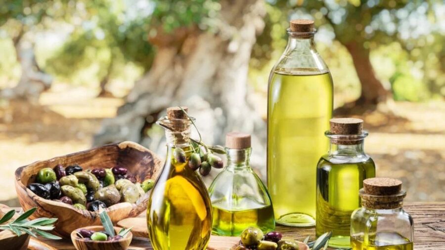 Premium Crete Olive oil tasting, Wine, Raki and Cretan food! - What the five and a half hours really include