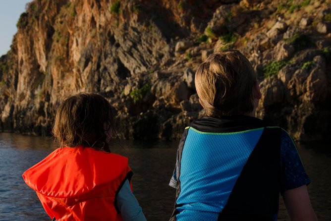Private boat trip Chania - Thodorou - Lazaretta (price per group-up to 9 people) - Skippers who make the trip personal