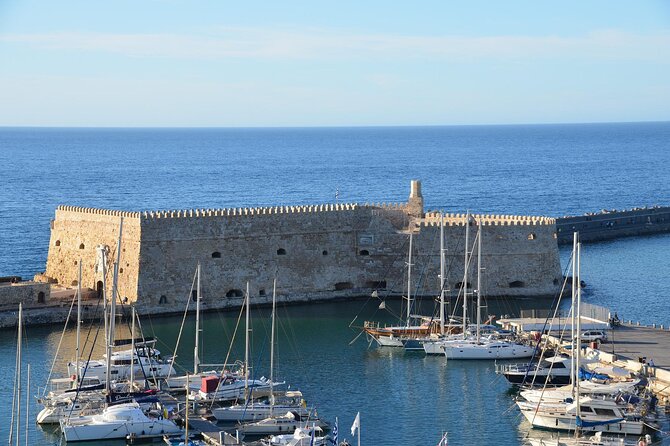 Private Guided Tour to Knossos Palace, the Museum and Heraklion - How the private format affects the day
