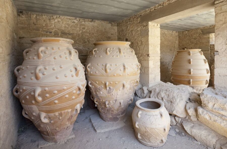 Private Knossos Skip The Line Tour inc. lunch & wine tasting - Walking the narrow lanes of Archanes