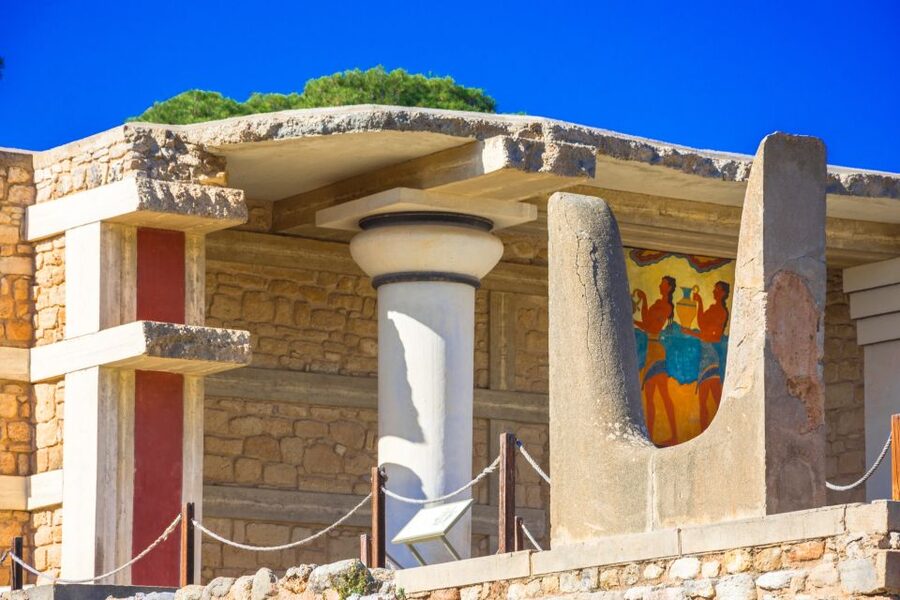 Private Knossos Skip The Line Tour inc. lunch & wine tasting - Who should book this Crete tour?