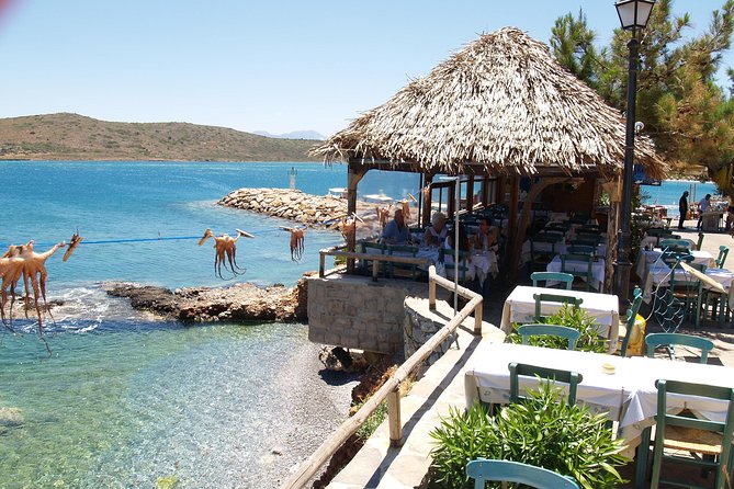 PRIVATE Spinalonga & Agios Nikolaos & Olive Oil Factory CRETE - Lunch in the harbor at Plaka