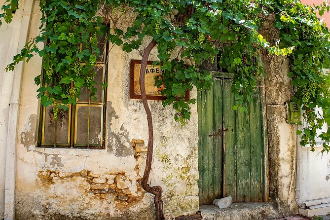 Private Tour of Crete with Knossos Palace and Lassithi Plateau - Why this private Crete route works