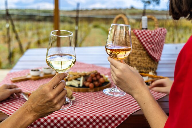 Private Tour: Soap, Olive Oil & Lyrarakis Winery with Lunch - What the private format changes