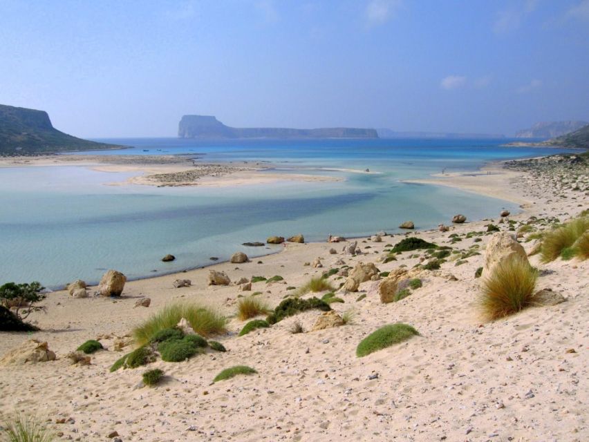 Rethymno: Gramvousa & Balos Lagoon Day Trip with Boat Ticket - Guides, languages, and the human side of the day