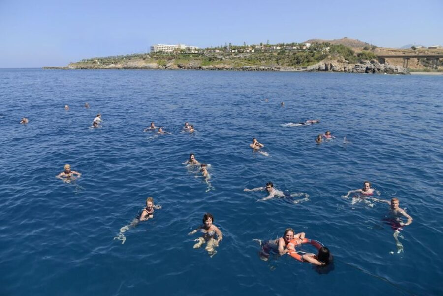Rethymno: Mini Pirate Boat Cruise with Swimming Stop - A basic snack and time to relax