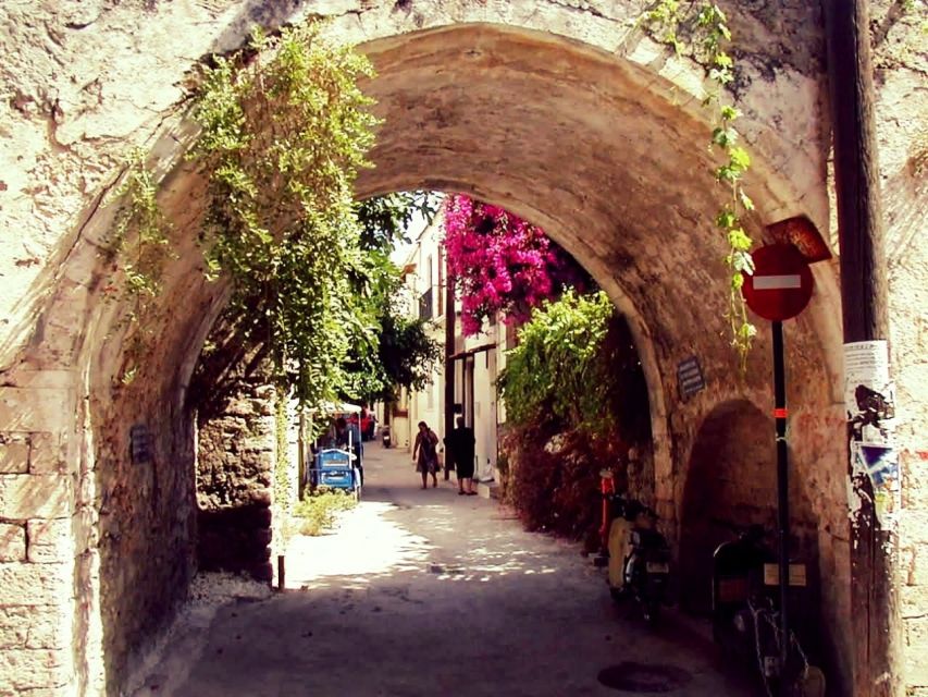 Rethymno: Old Town Walking Tour with Meal - Is $205 per person good value?