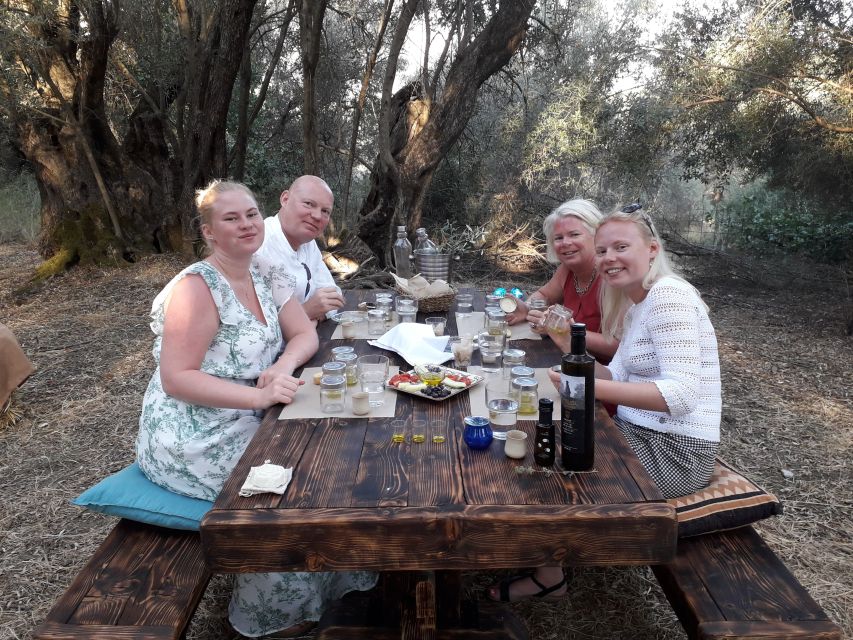 Rethymno: Olive Oil Tasting with Cretan Food Pairing - Who should book this experience?