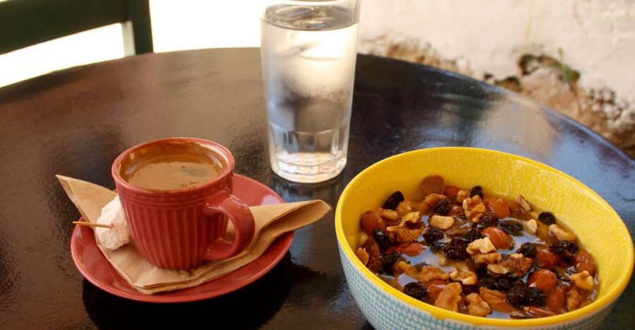 Rethymno: Private Old Town Highlights Tour with Street Food - Why Rethymno’s Old Town works so well for a food walk