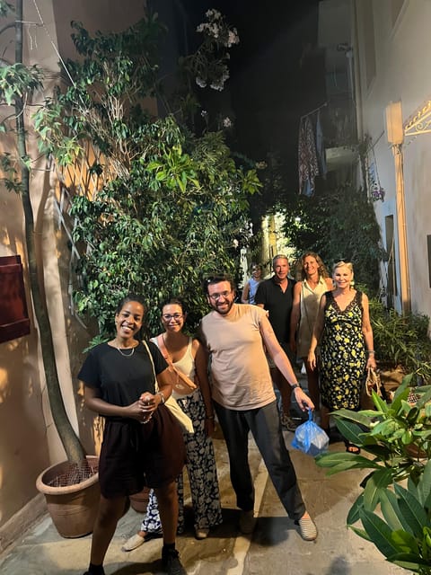 Rethymno Scavenger Hunt: Pirates, Food, Alcohol & Treasures - Cretan tastings as rewards