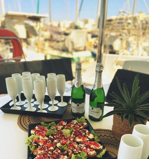 Rethymno: Sunset Catamaran Cruise - Sushi & Open Bar - The catamaran: comfort without the formality