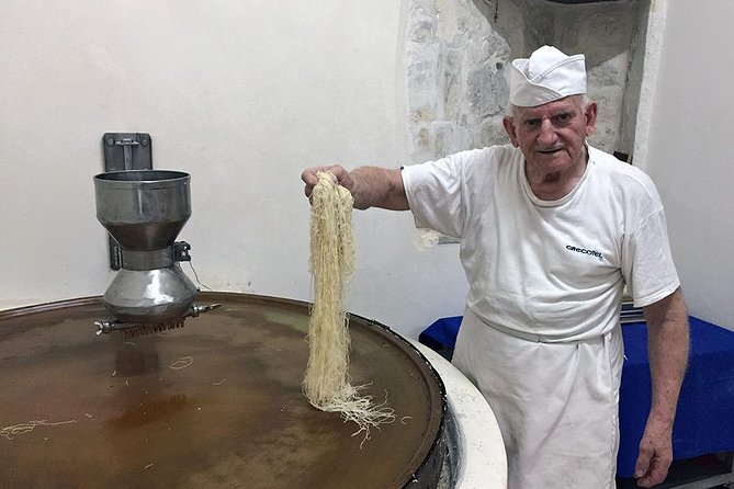 Rethymno Walking & Gastronomy Tour - What the guides add to the experience