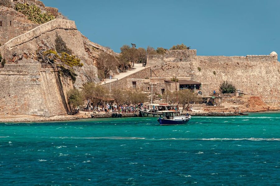 Rethymnon:Day Trip to Spinalonga, Agios Nikolaos and Elounda - Crossing to Spinalonga Island