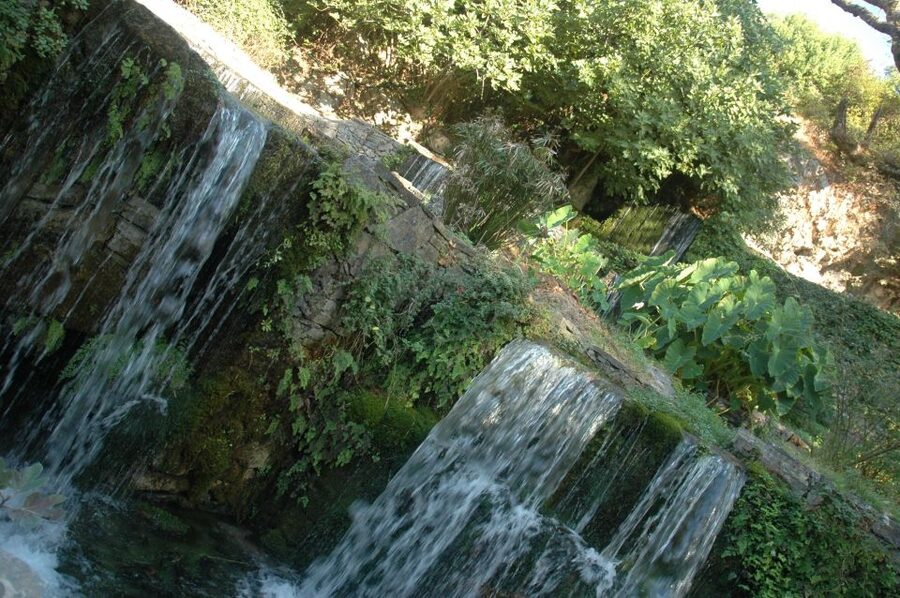 Rethymnon: Kournas Lake, Argyroupolis, and Olive Oil Tour - Seeing how Cretan olive oil is made