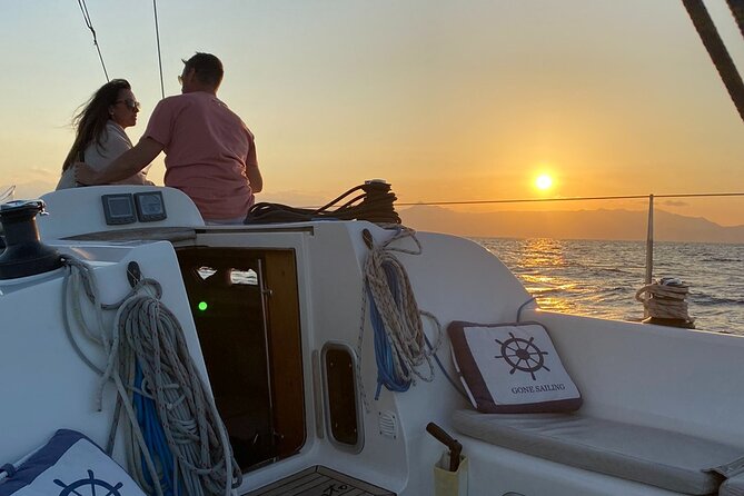Romantic Luxury Sunset sailing - Key points to know before booking