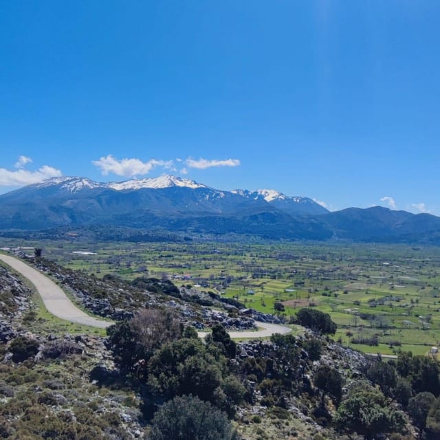 Safari: Juhtas mount,raki and wine distillery,explore crete - Skotino Cave begins the day underground
