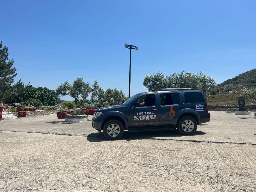Safari: Juhtas mount,raki and wine distillery,explore crete - Mount Juktas adds the strongest views