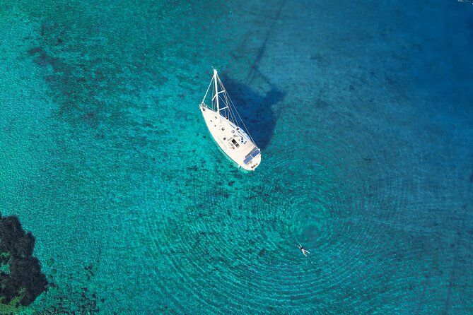 Sailing Cruise to Dia Island with Meal and Water Activities - Dia Island and the Bay of Saint George