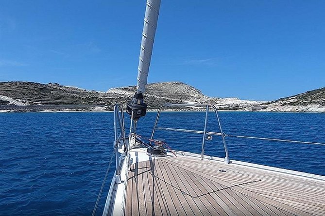 Sailing to Dia Island with lunch on Bavaria 51 Heraklion, Crete - What the small group size changes