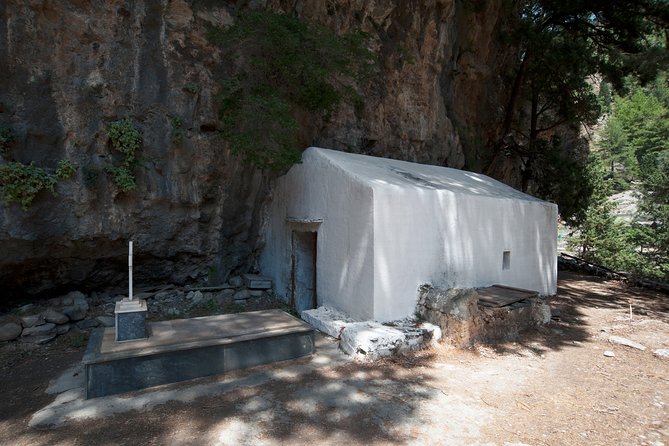 SAMARIA from Malia-Heraklion - Six hours inside the gorge