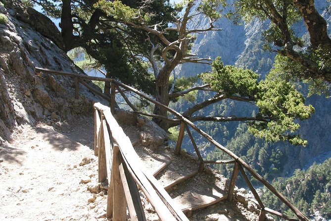 Samaria Gorge Trek: Full-Day Excursion from Heraklion with Guide - The ferry from Agia Roumeli to Sfakia