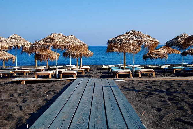 Santorini Island: Guided Tour from Heraklion Crete - The guide and language schedule