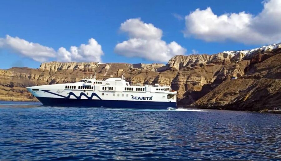 Santorini Island: Guided Tour from the port Rethymno Crete - Leaving Rethymno before the day begins